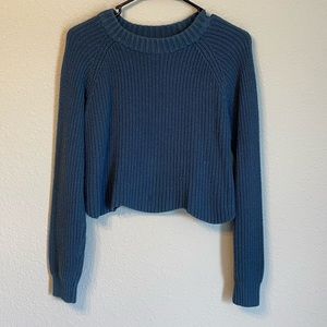 Cropped Sweater with Scallops